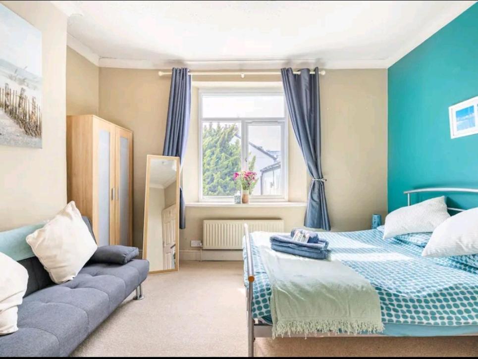 The Mews - Less Than 1Km To City Centre - Stadium - Castle - 10 Min Walk Cardiff Exterior foto